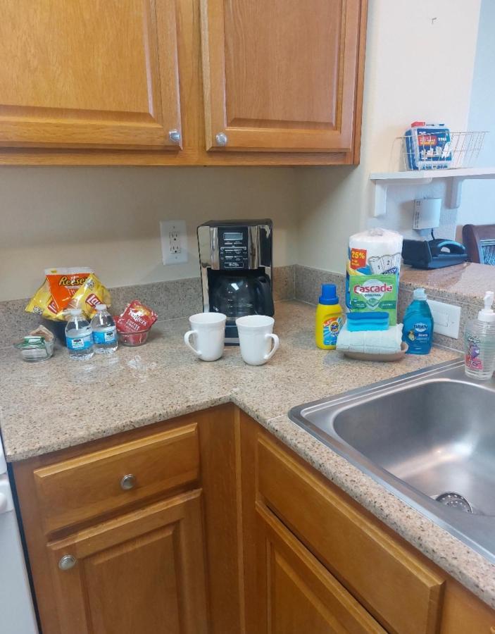 Disney Just 1 And A Quarter Mile Away, Blue Heron 1 Room 2 Bath,Amenities,6 Guests, Walk To Restaurants, No Fees At Check In Orlando Eksteriør billede